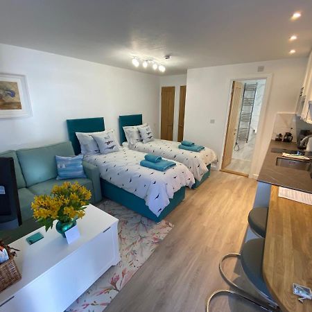 Sweet Caroline - Luxury Studio Stone'S Throw From Mousehole Harbour Экстерьер фото